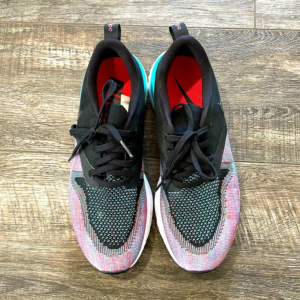 Nike Odyssey React 2 Flyknit